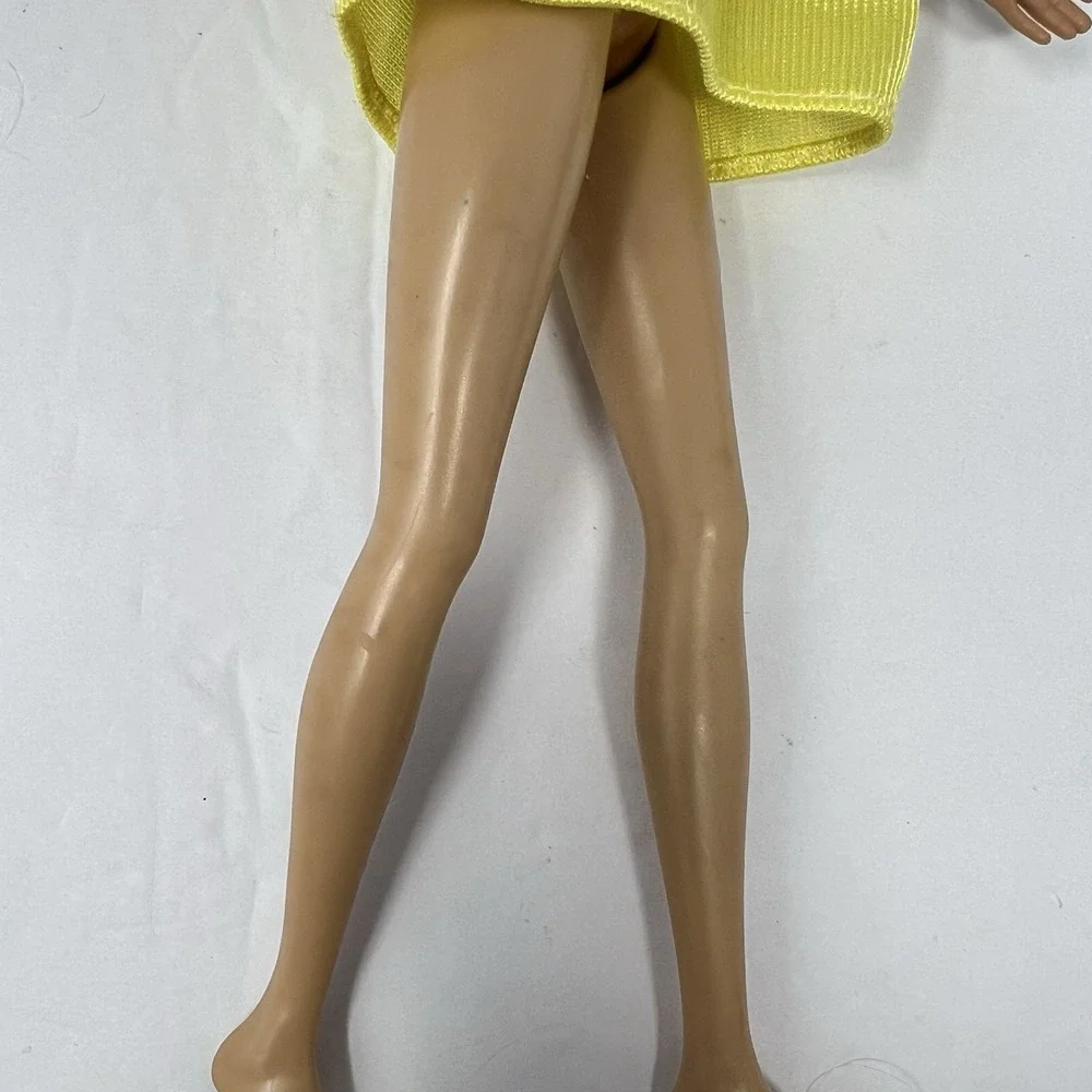 Barbie Fashionistas‎ Doll Ooak 1999-2005 blonde hair in Yellow Dress